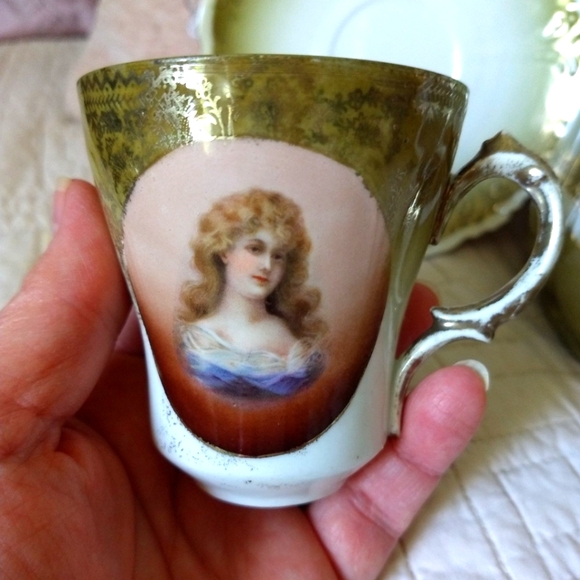 Antique Austrian Imperial China Porcelain Portrait Pitcher, Cups & Saucers Set - Picture 7 of 12